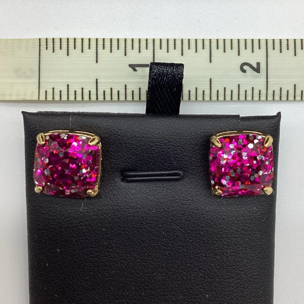 214. Fuchsia & Gold Sparkle Square Peg Earrings EUC